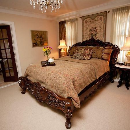 Westphal Mansion Inn Bed & Breakfast Hartford 外观 照片
