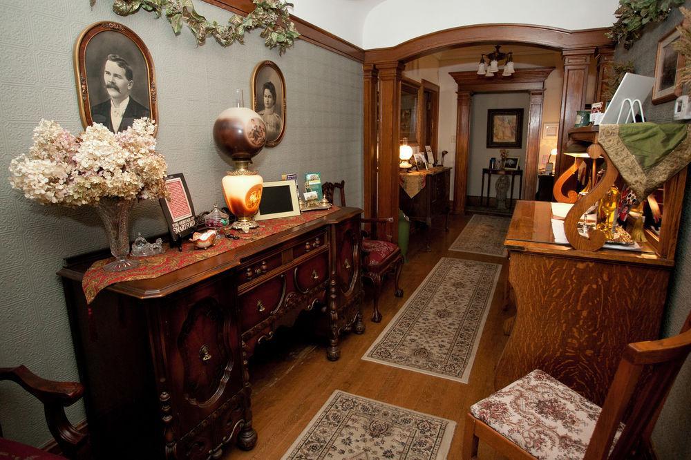 Westphal Mansion Inn Bed & Breakfast Hartford 外观 照片