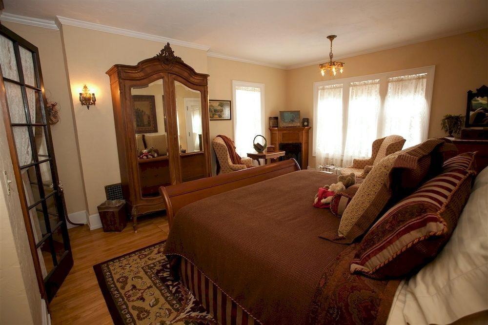 Westphal Mansion Inn Bed & Breakfast Hartford 外观 照片