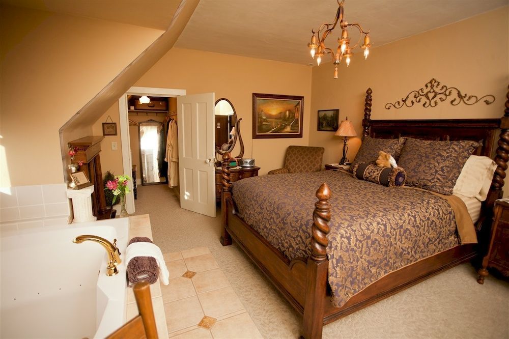 Westphal Mansion Inn Bed & Breakfast Hartford 外观 照片