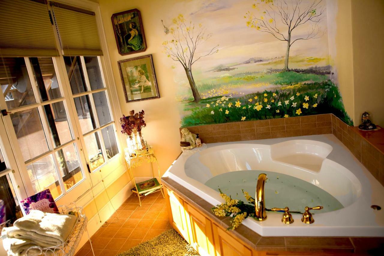 Westphal Mansion Inn Bed & Breakfast Hartford 外观 照片